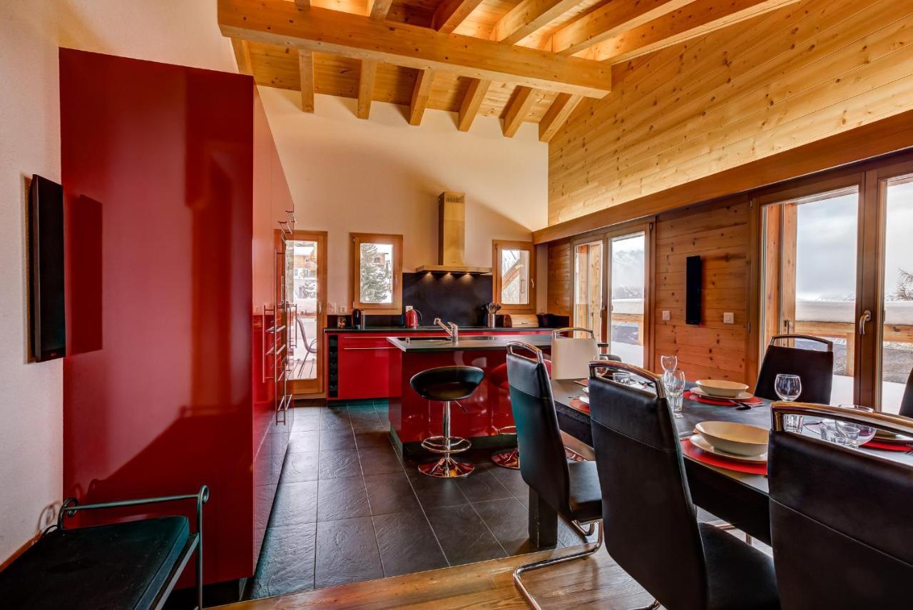 Chalet Flocon De Neige - Jacuzzi - Sauna La Tzoumaz Exterior photo