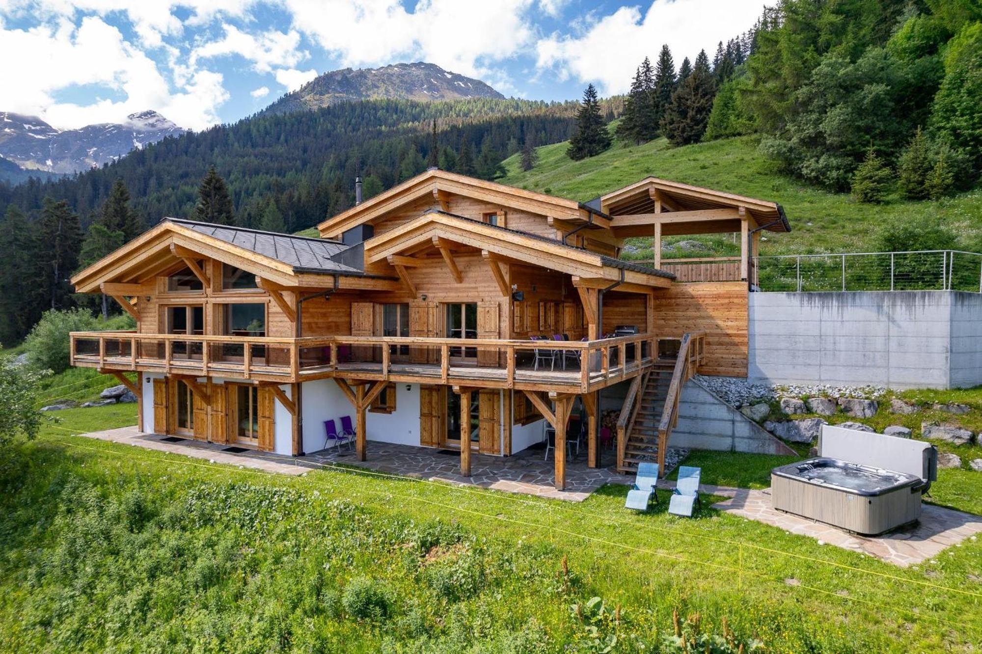 Chalet Flocon De Neige - Jacuzzi - Sauna La Tzoumaz Exterior photo