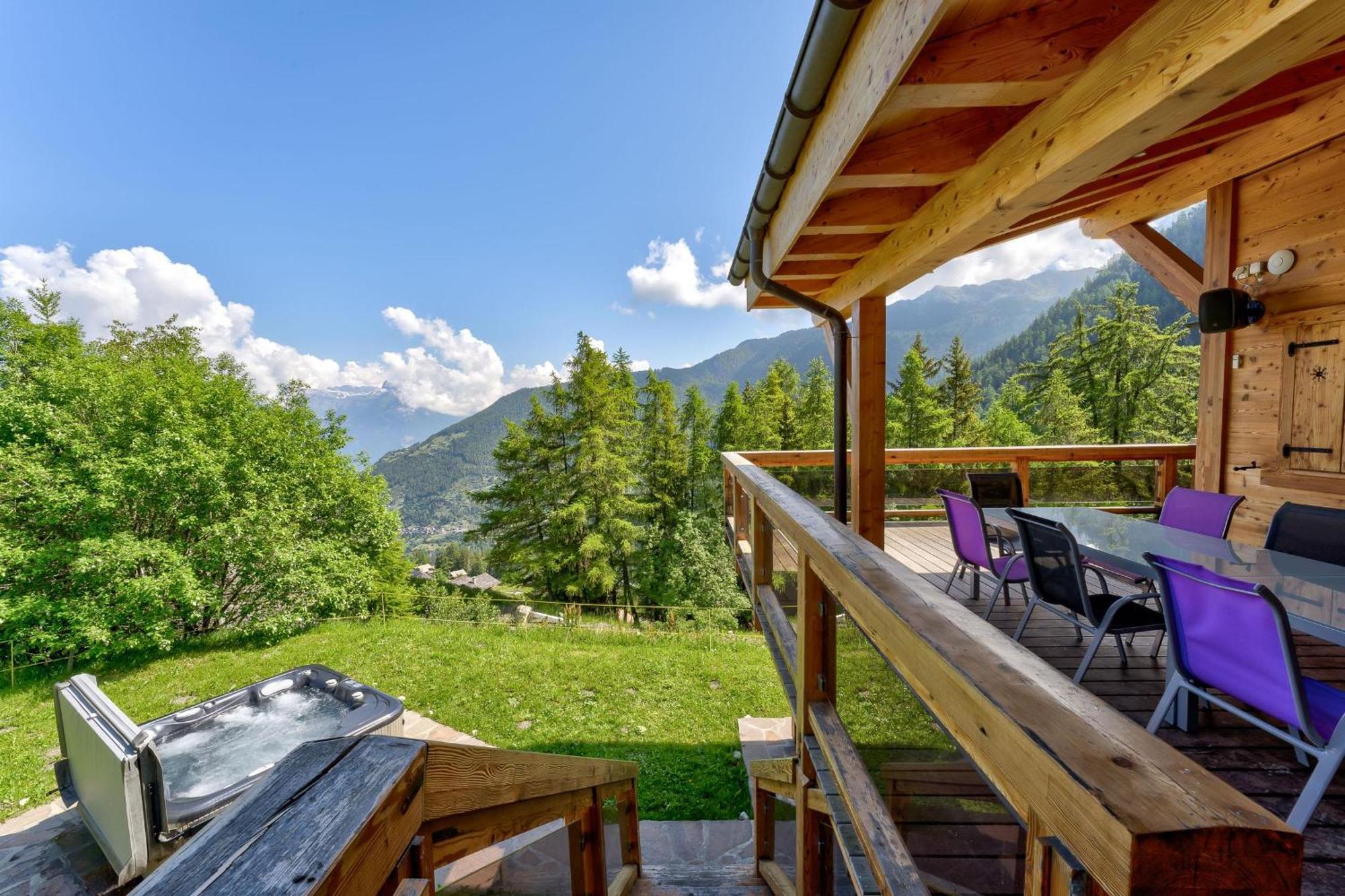 Chalet Flocon De Neige - Jacuzzi - Sauna La Tzoumaz Exterior photo
